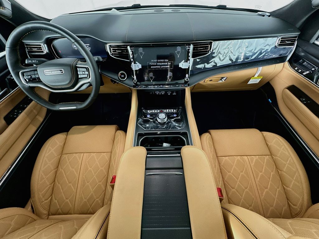 JeepGrand Wagoneer L9
