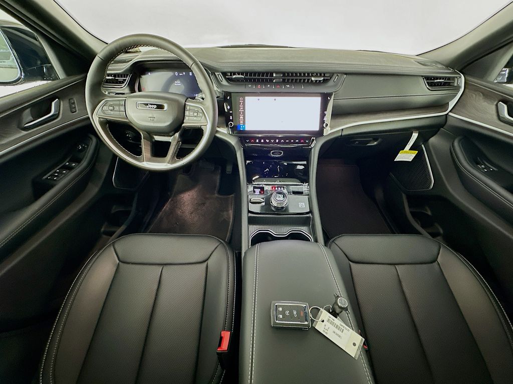 JeepGrand Cherokee L9