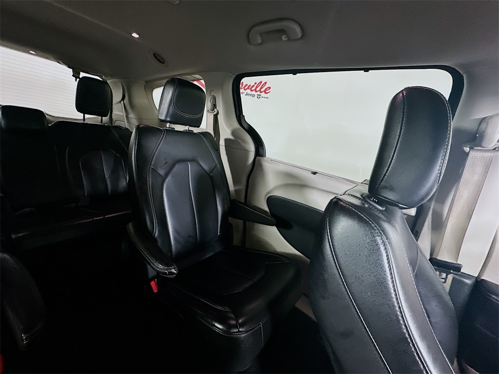ChryslerPacifica14