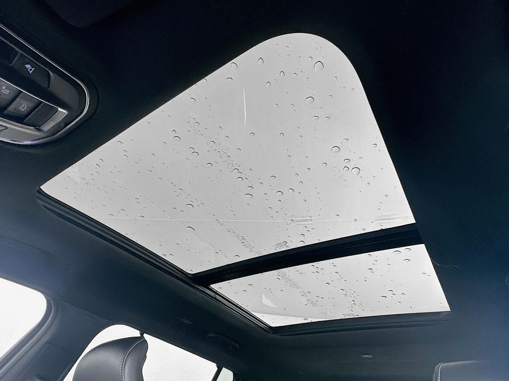 JeepGrand Cherokee L14