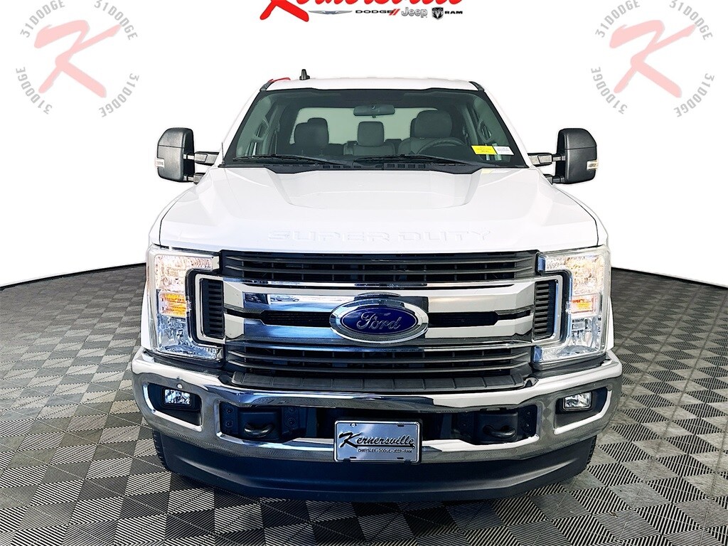 2019 Ford F-250 photo 2