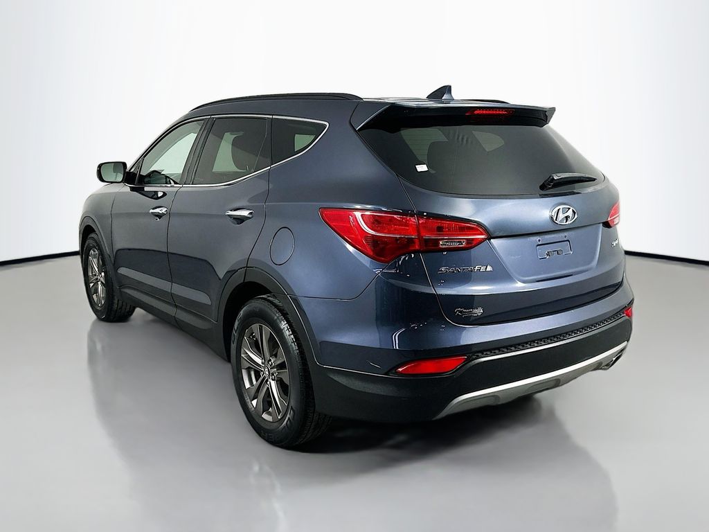 HyundaiSanta Fe Sport5