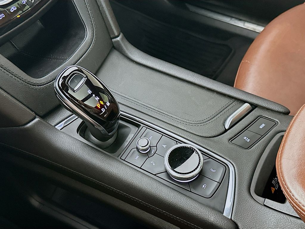 CadillacXT516