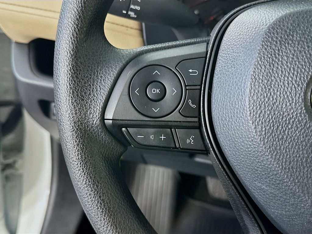 ToyotaRAV421