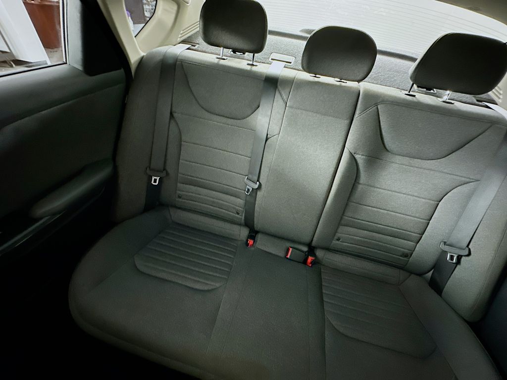 KiaK412