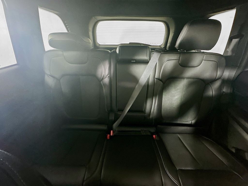 JeepGrand Cherokee10