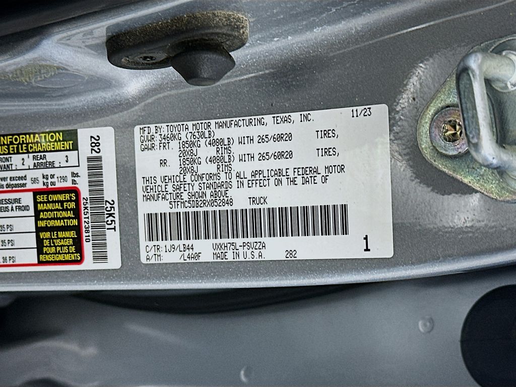 ToyotaTundra Hybrid37