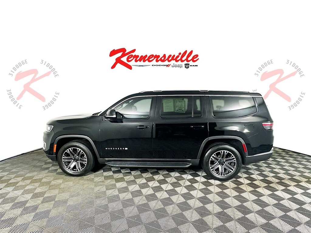 2022 Jeep Wagoneer Series III photo 3