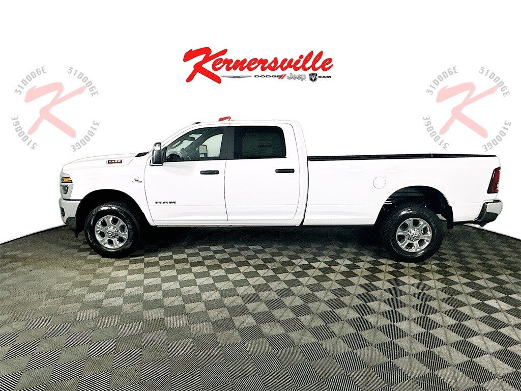 2025 Ram 2500 Big Horn photo 4