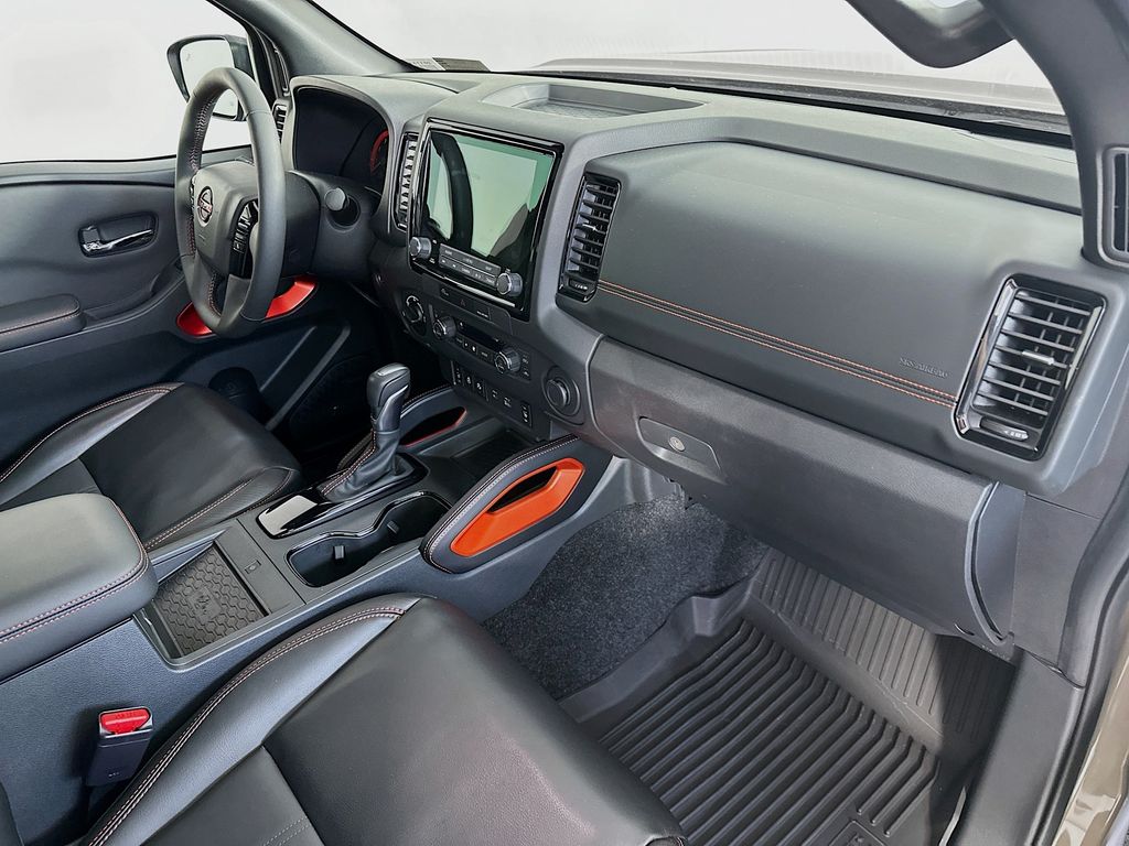 NissanFrontier30