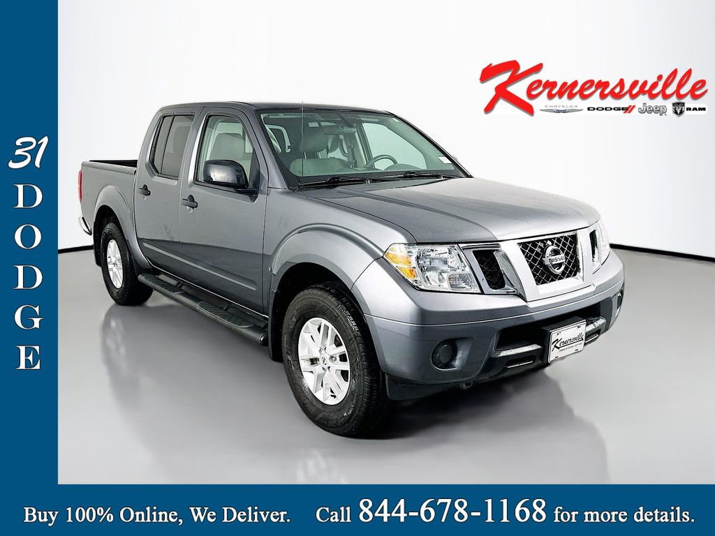 2021 Nissan Frontier SV Crew Cab 4X4 SWB's photo