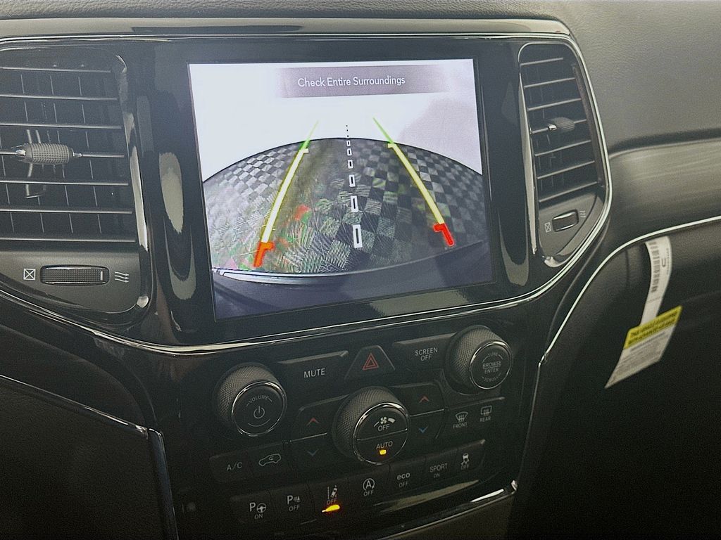 JeepGrand Cherokee19