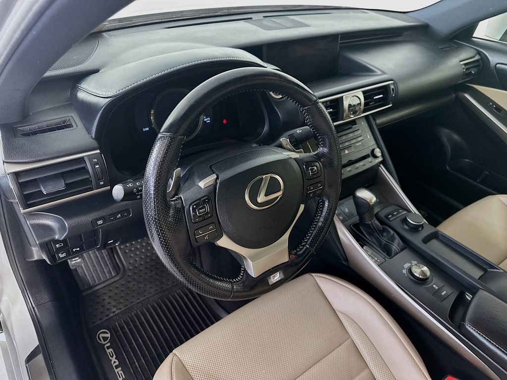 LexusIS29