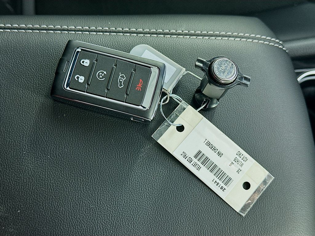 JeepGrand Cherokee L20