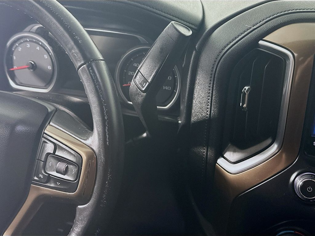 ChevroletSilverado 150016