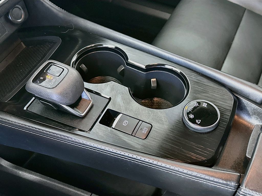 NissanRogue16