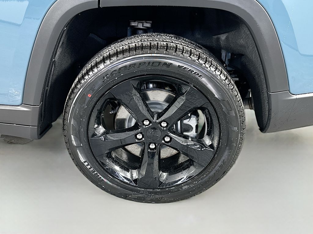 JeepGrand Cherokee L17