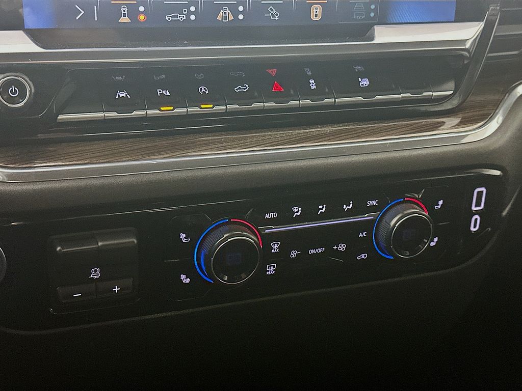 ChevroletSilverado 150018