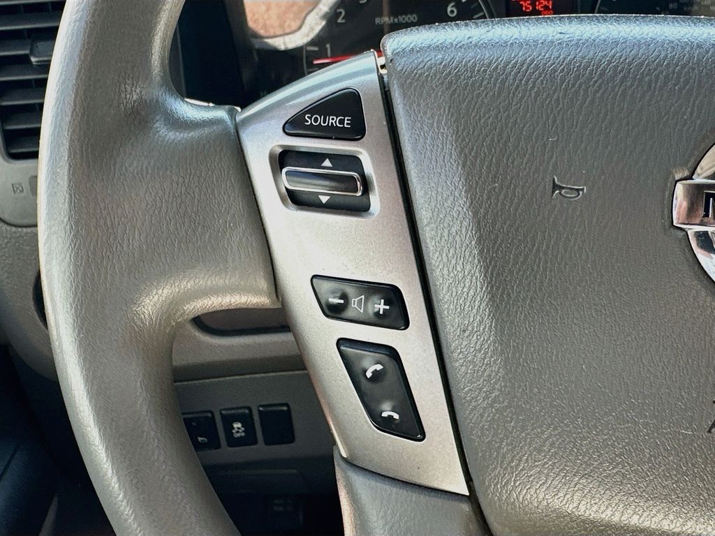 NissanNV2500 HD24