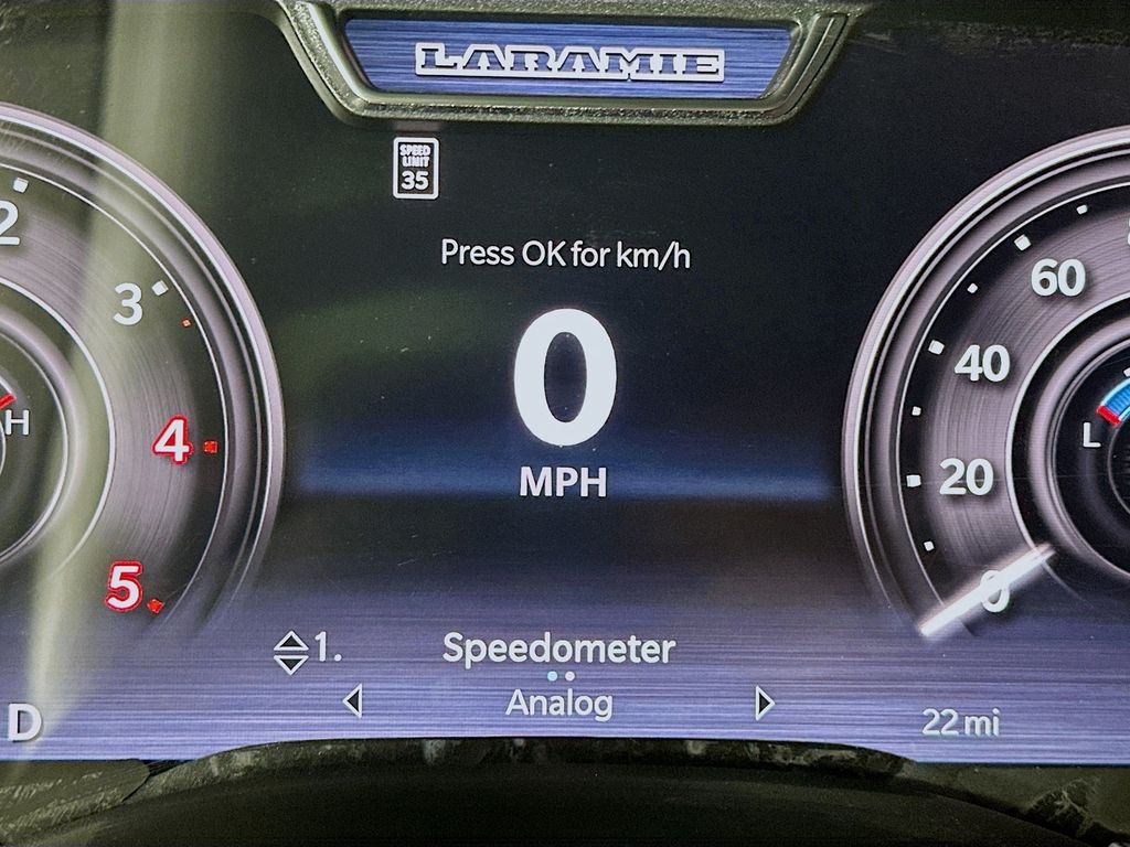 2025 RAM 3500 Laramie - Photo 11