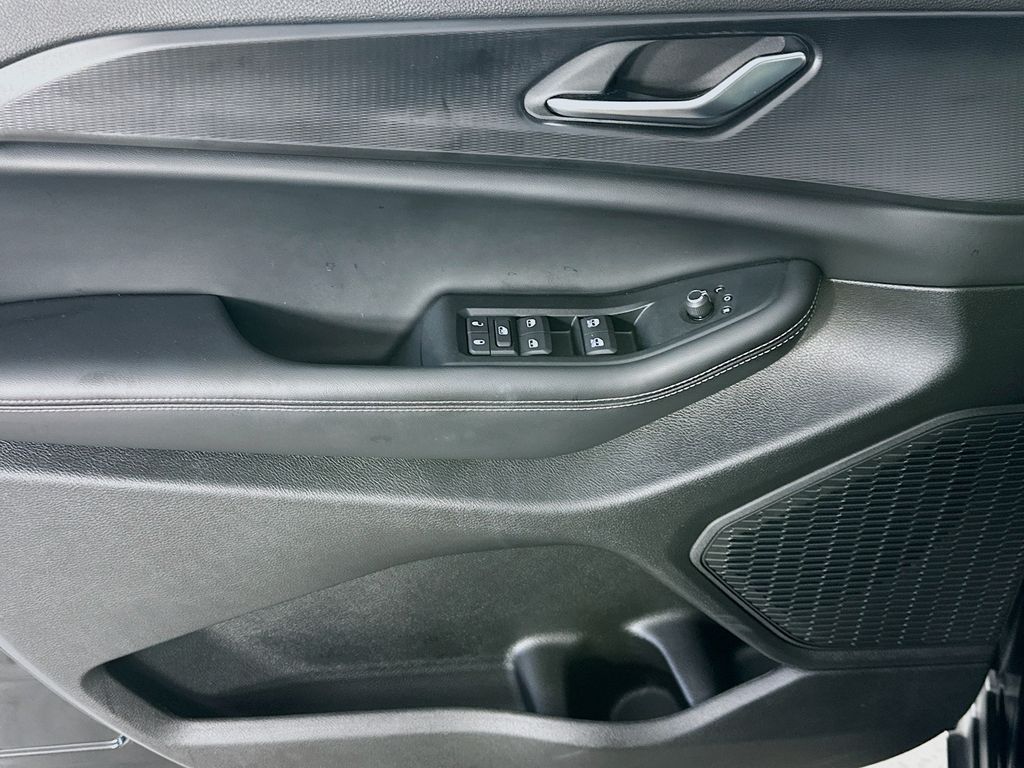 JeepGrand Cherokee L25