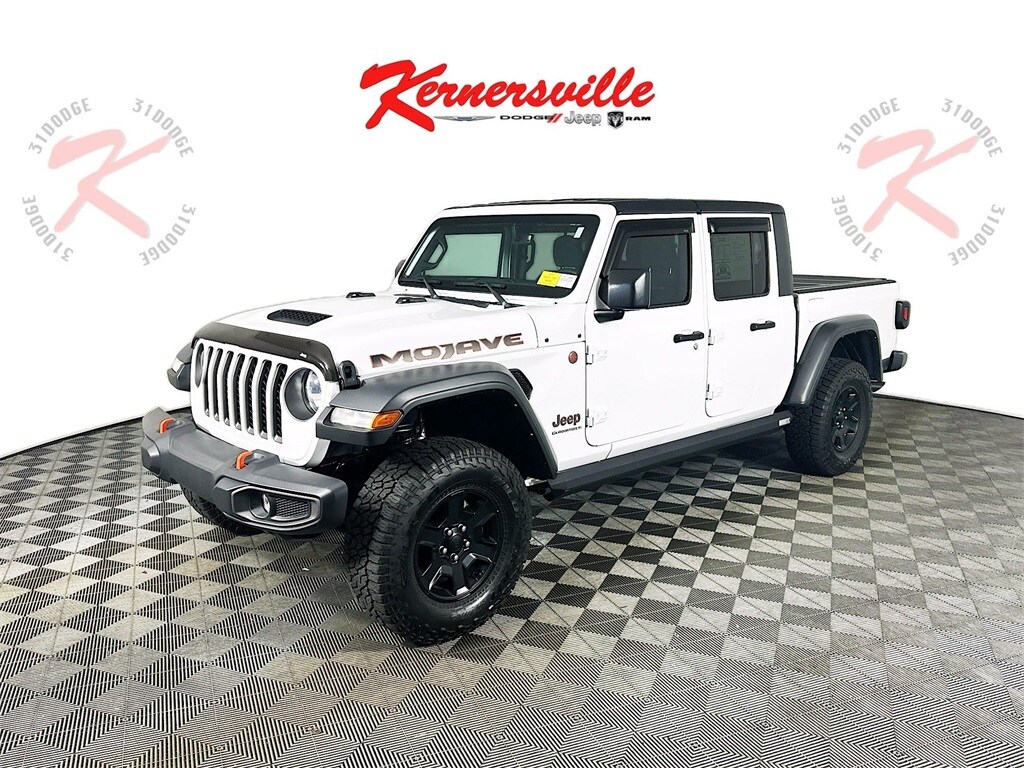2023 Jeep Gladiator Mojave photo 2