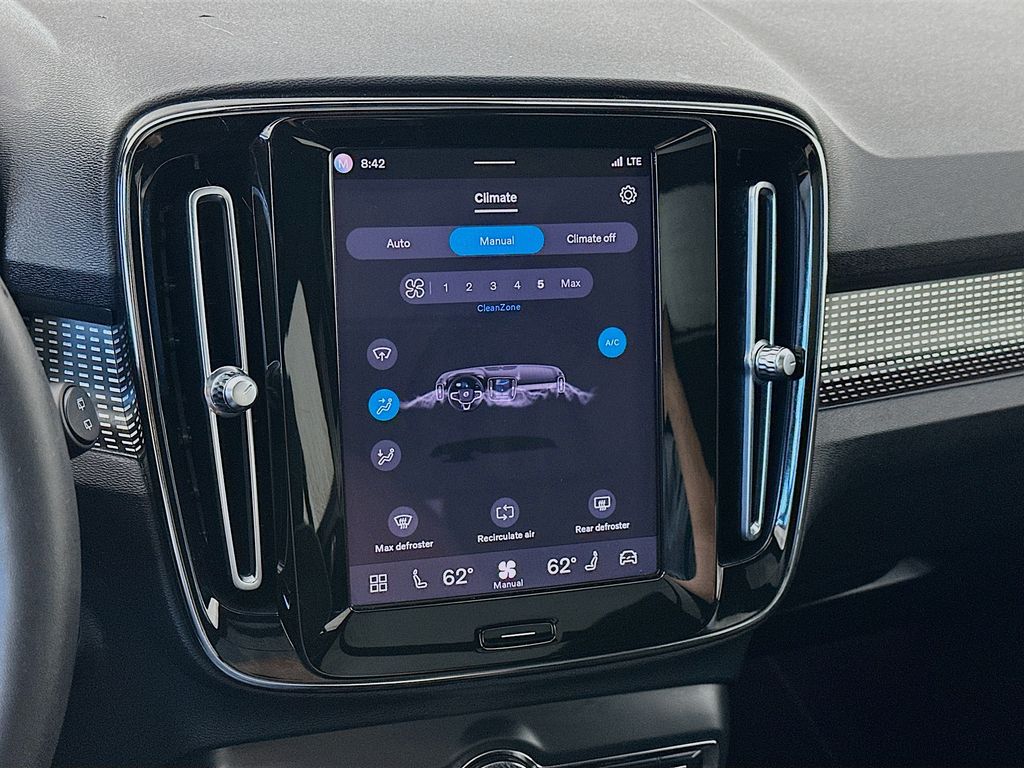 VolvoXC4018