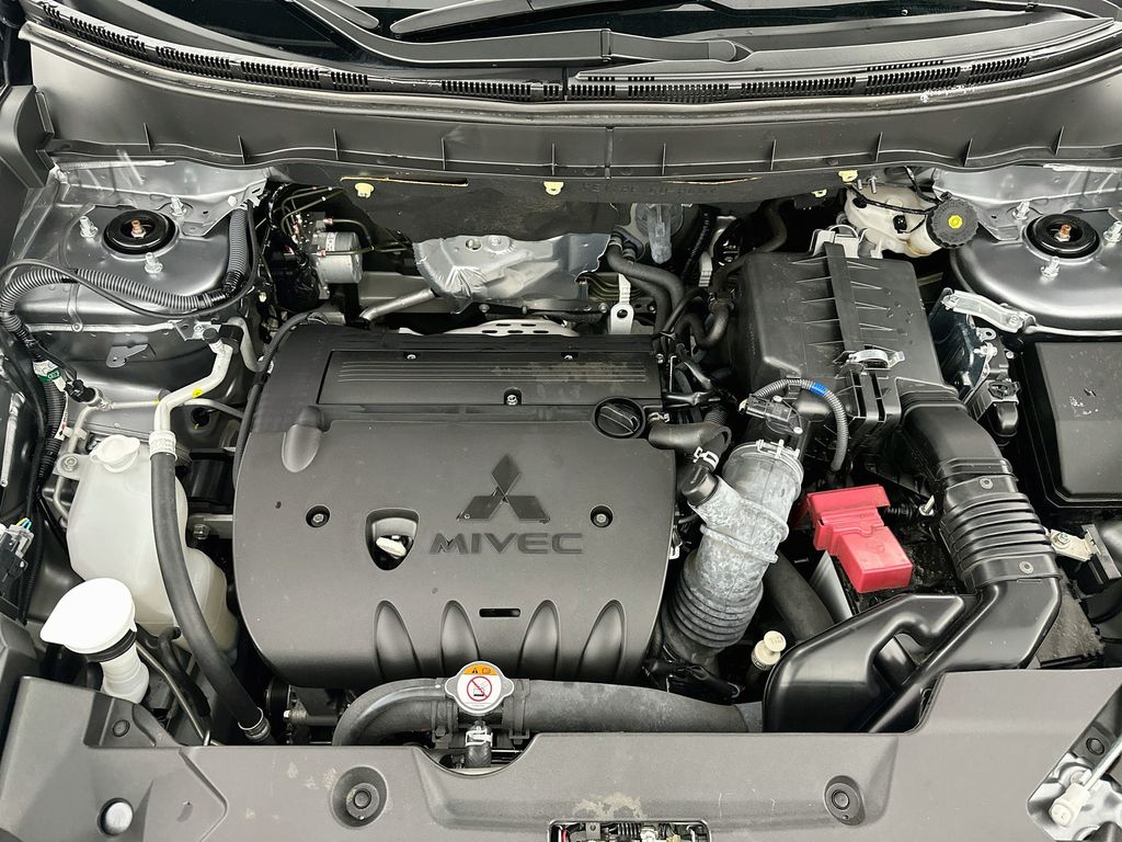 MitsubishiOutlander Sport30