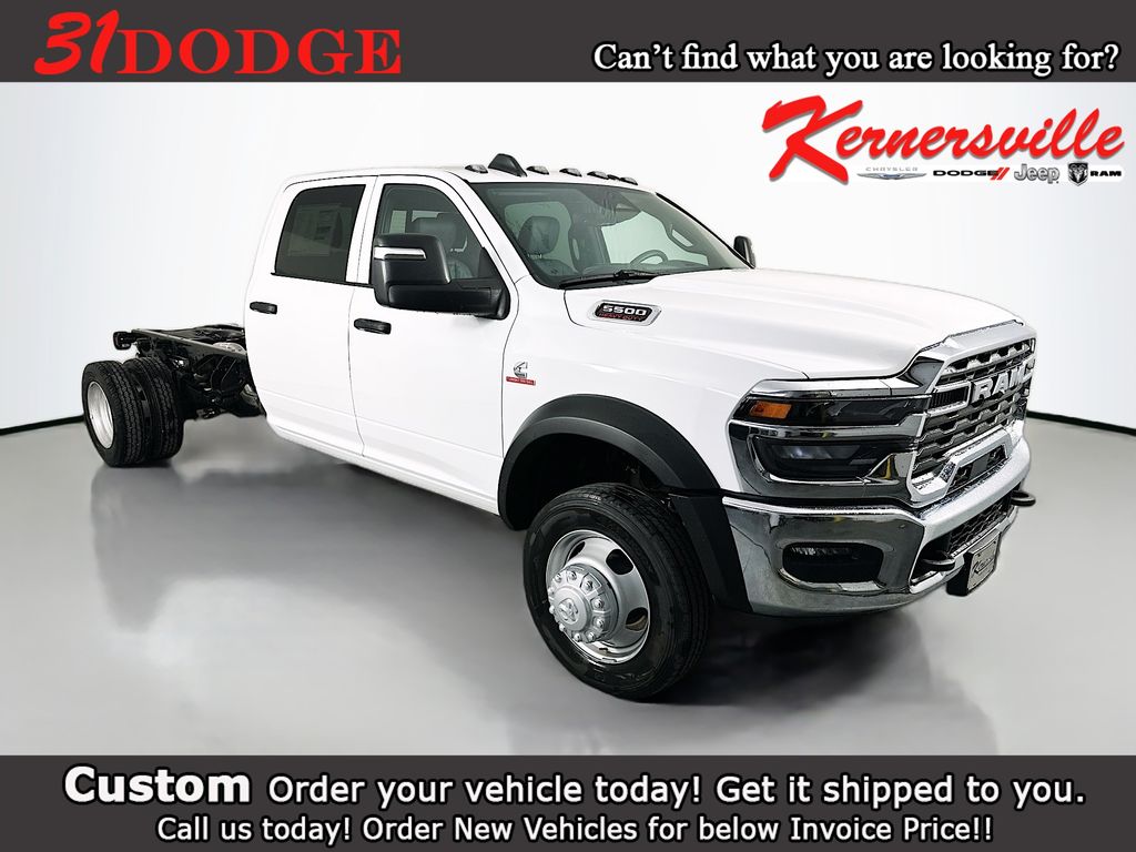 2026 RAM 5500 Big Horn 4X4 Crew Cab DRW 197" WB's photo