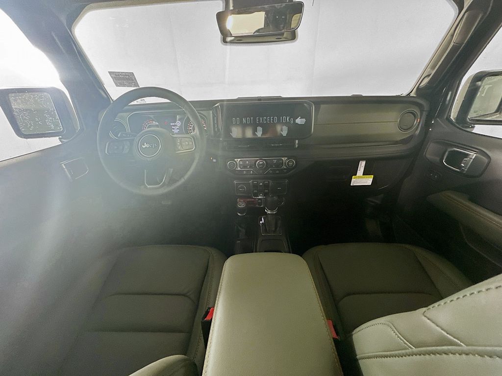 JeepGladiator9