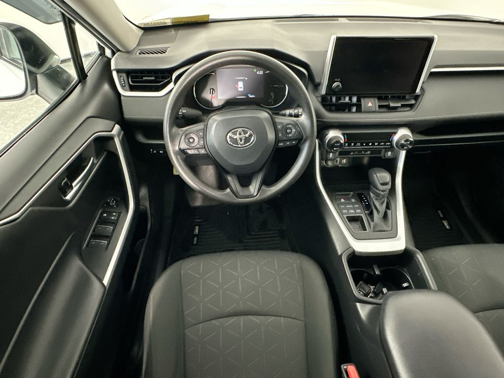 ToyotaRAV49