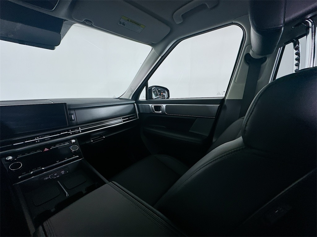 HyundaiSanta Fe Hybrid11