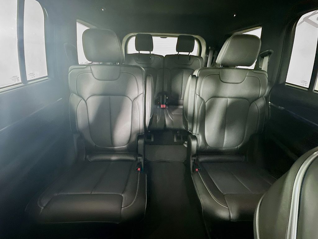 JeepGrand Cherokee L10
