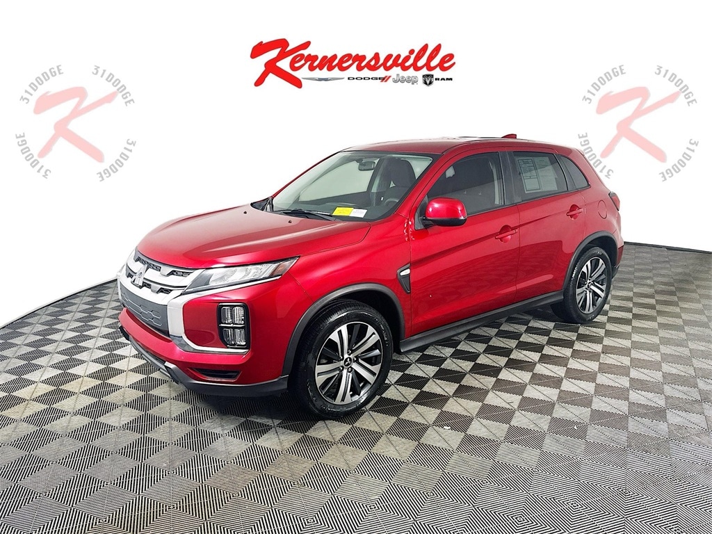 2020 Mitsubishi Outlander Sport ES photo 2