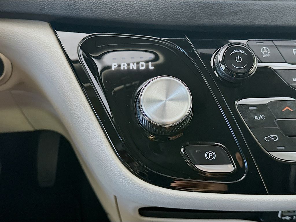 ChryslerPacifica16