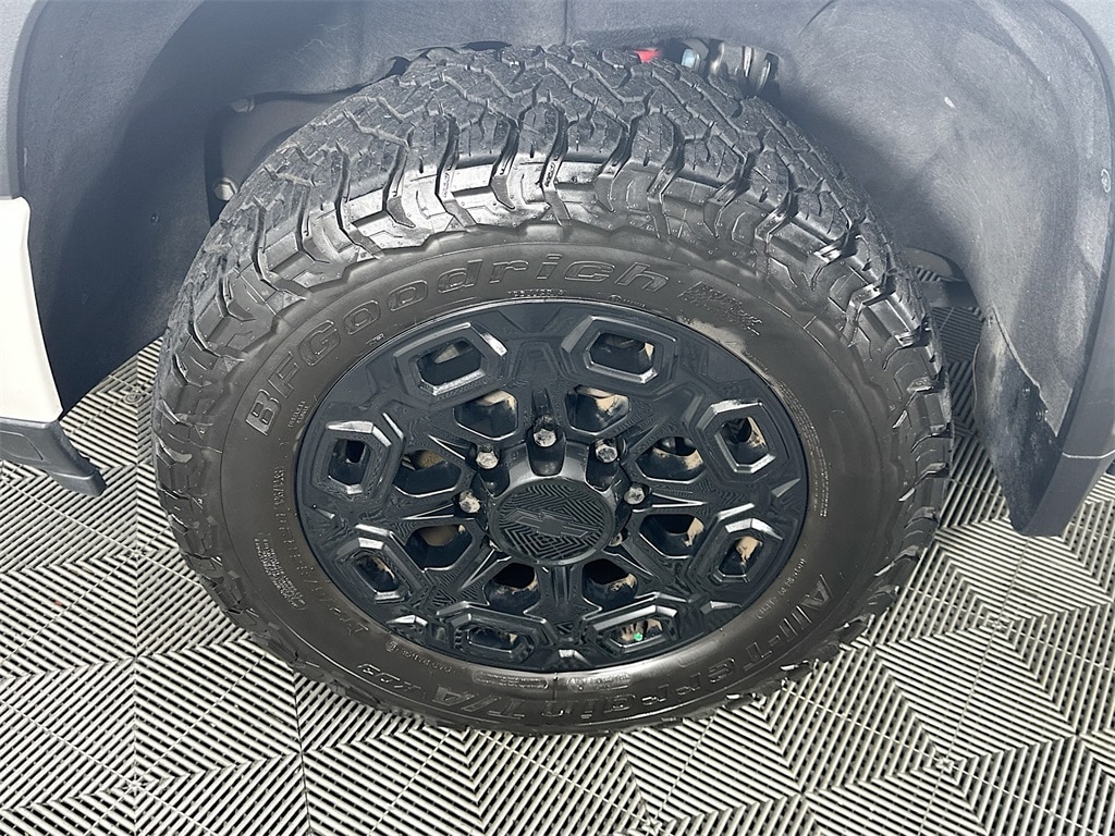 ChevroletSilverado 3500HD33