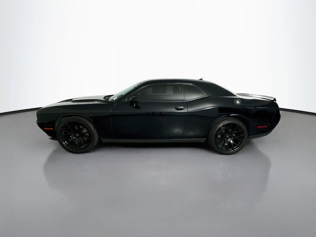 Used 2016 Dodge Challenger SXT Coupe