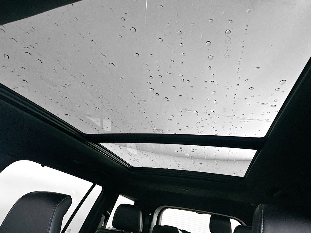 JeepGrand Cherokee L14