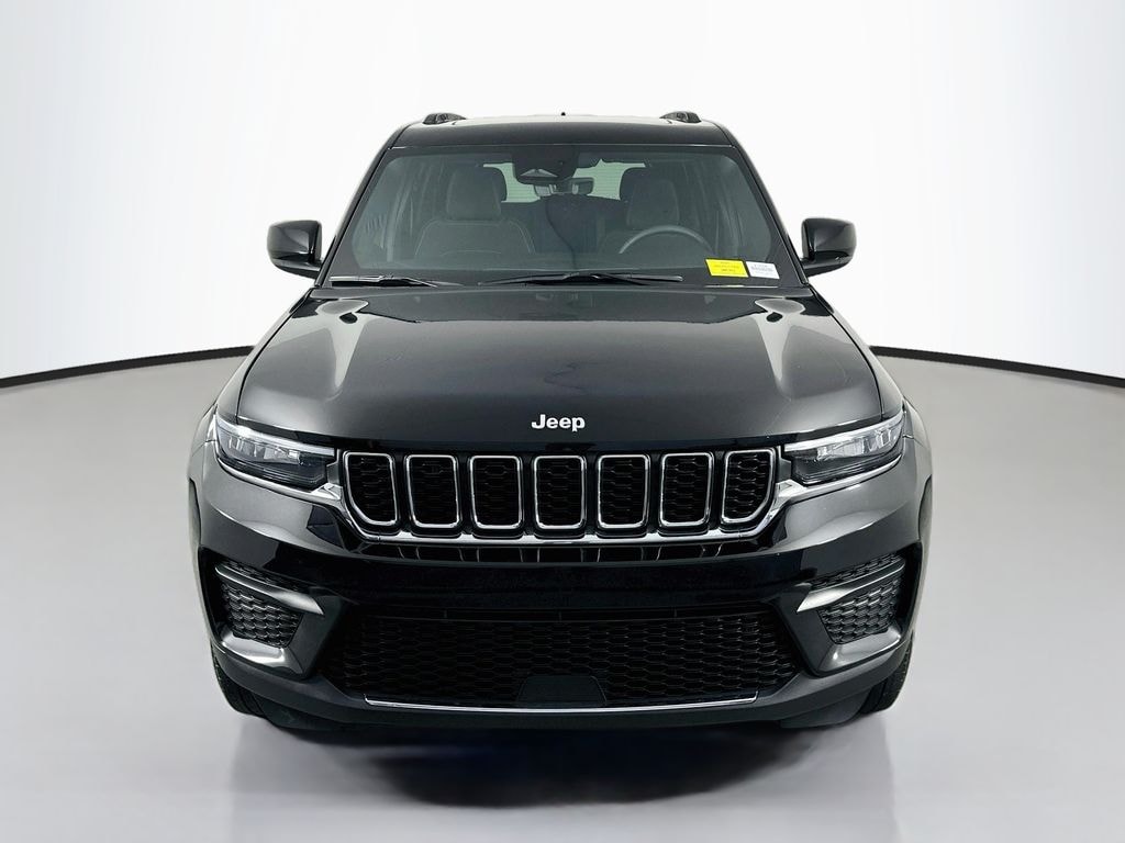 Used 2025 Jeep Grand Cherokee Laredo X SUV