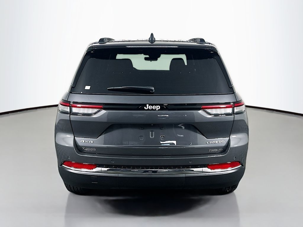 JeepGrand Cherokee6