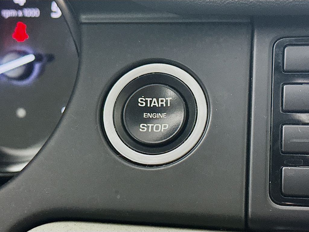 Land RoverDiscovery Sport27
