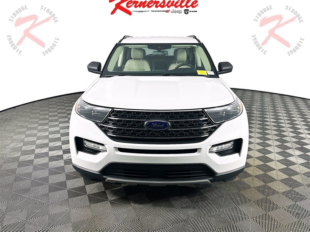 2022 Ford Explorer XLT photo 2