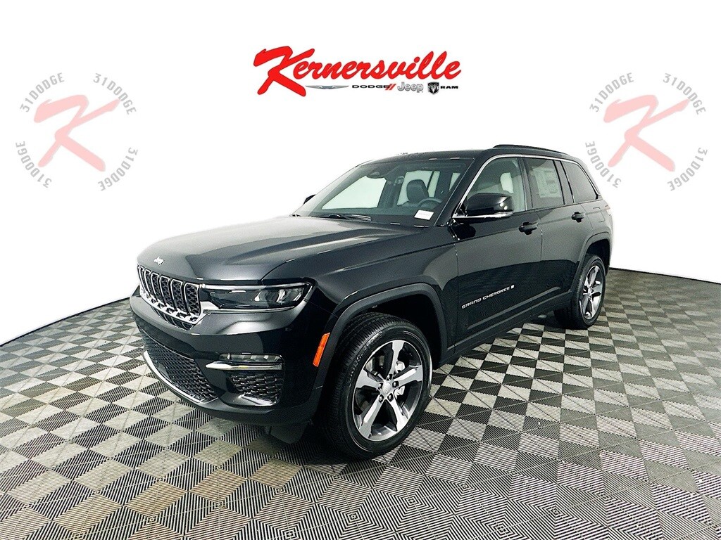2025 Jeep Grand Cherokee Limited photo 3