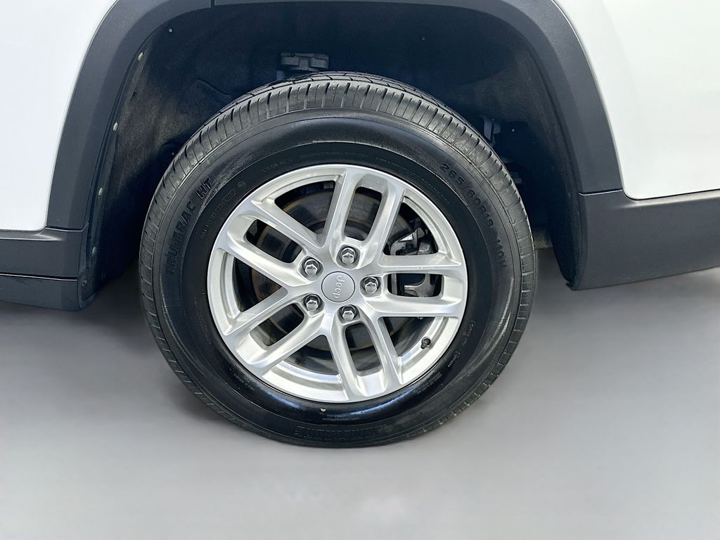 JeepGrand Cherokee L33