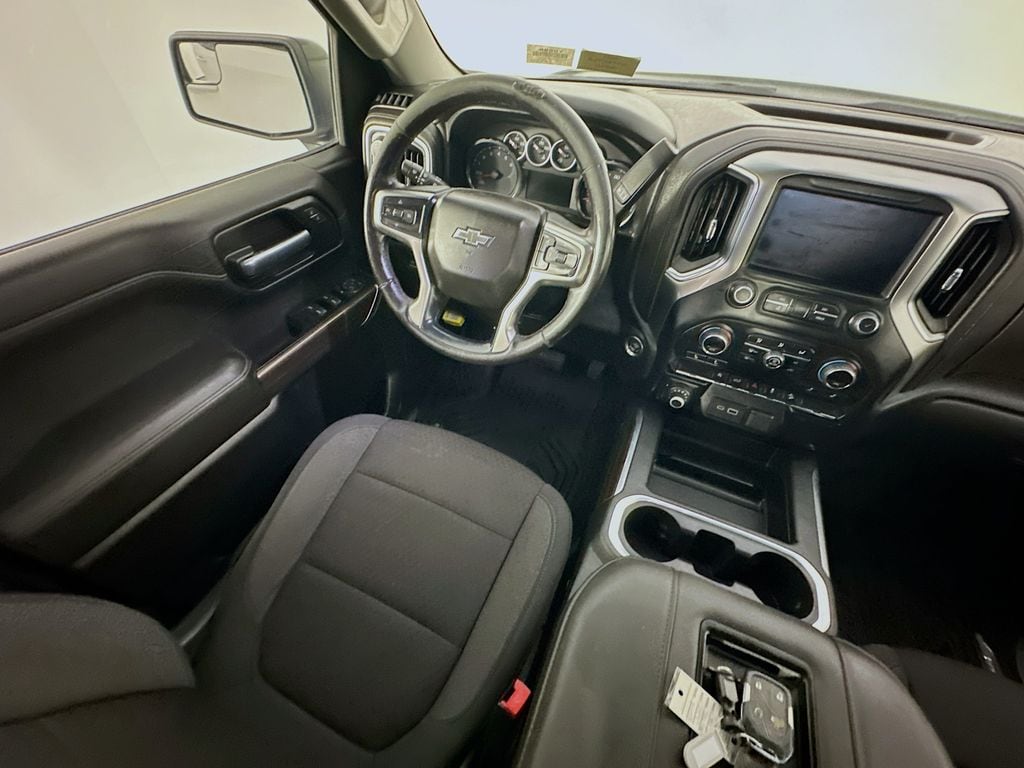 ChevroletSilverado 1500 LTD9