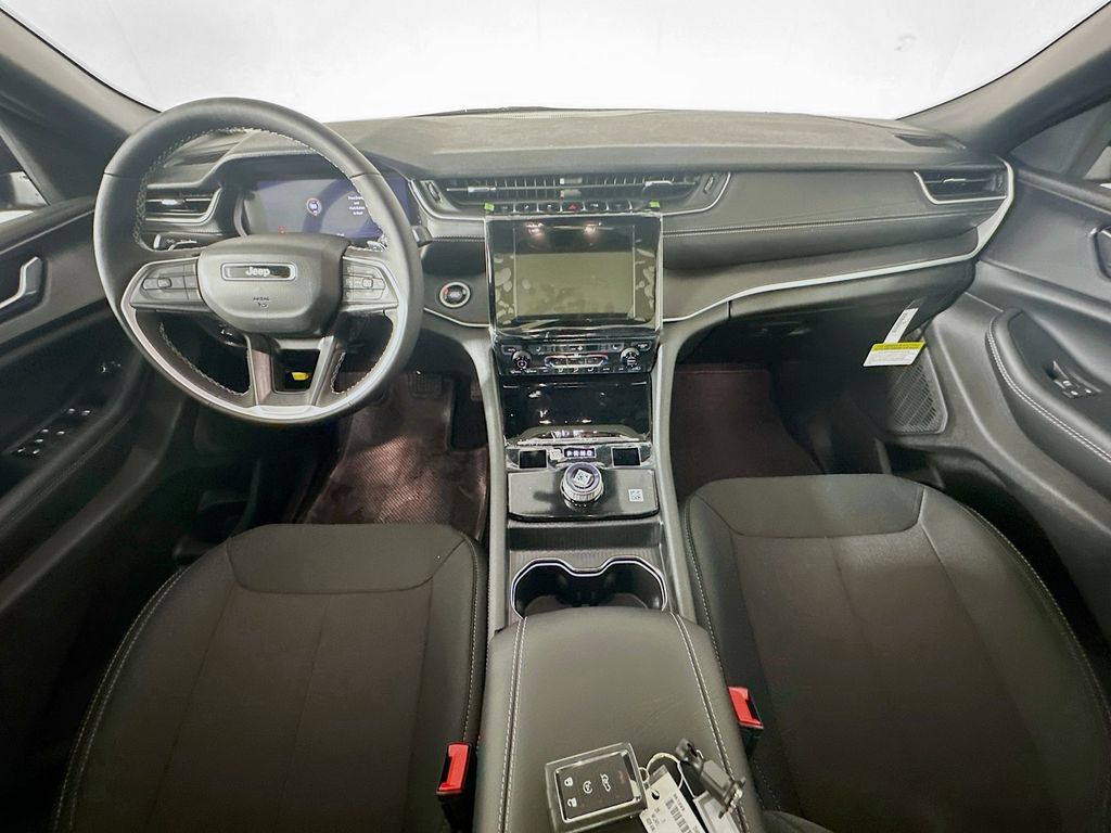 JeepGrand Cherokee L9