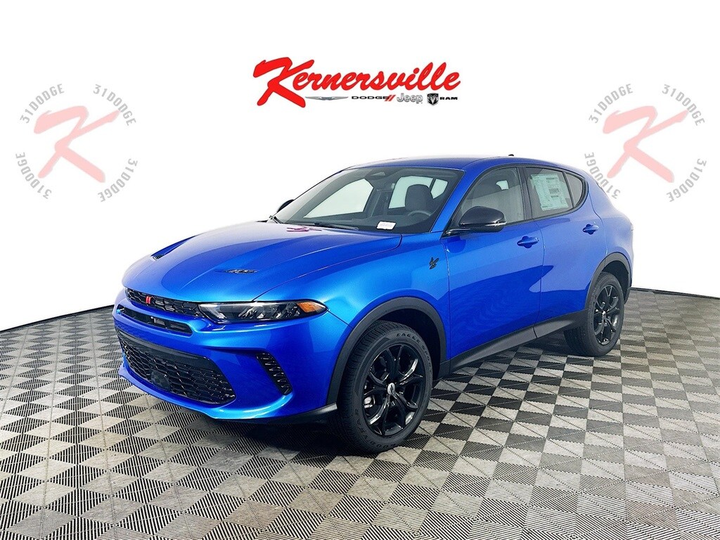 2024 Dodge Hornet GT photo 3