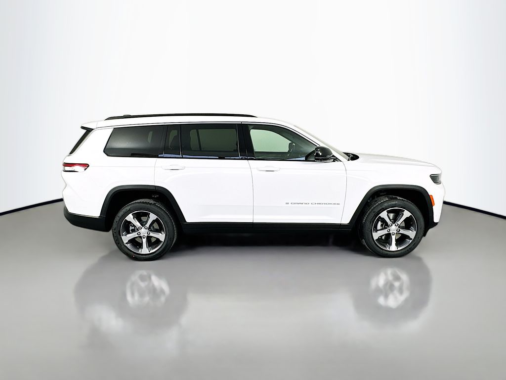 JeepGrand Cherokee L8
