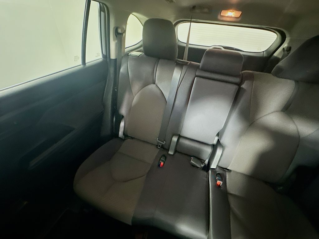 ToyotaHighlander12
