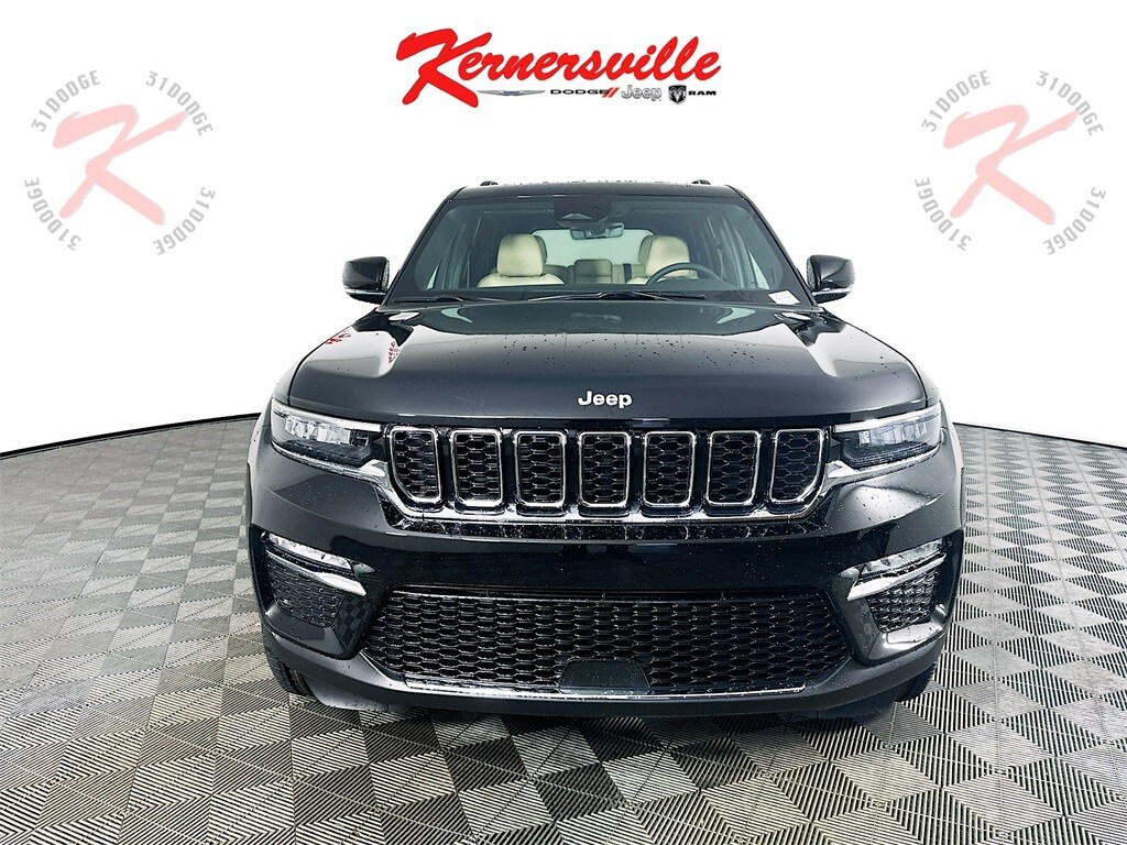 2025 Jeep Grand Cherokee Limited photo 2